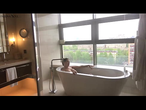 ❤️ Tremenda nena masturbando apasionadamente su coño en el baño ️❌ Video de porno en es.xxxifuck.ru ❌️