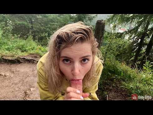 ❤️ Chica traga semen después de una mamada en público - Eva Elfi ️❌ Video de porno en es.xxxifuck.ru ❌️