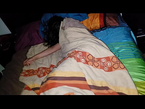 ❤️ Hijastro regañando a su joven madrastra mientras duerme ️❌ Video de porno en es.xxxifuck.ru ❌️